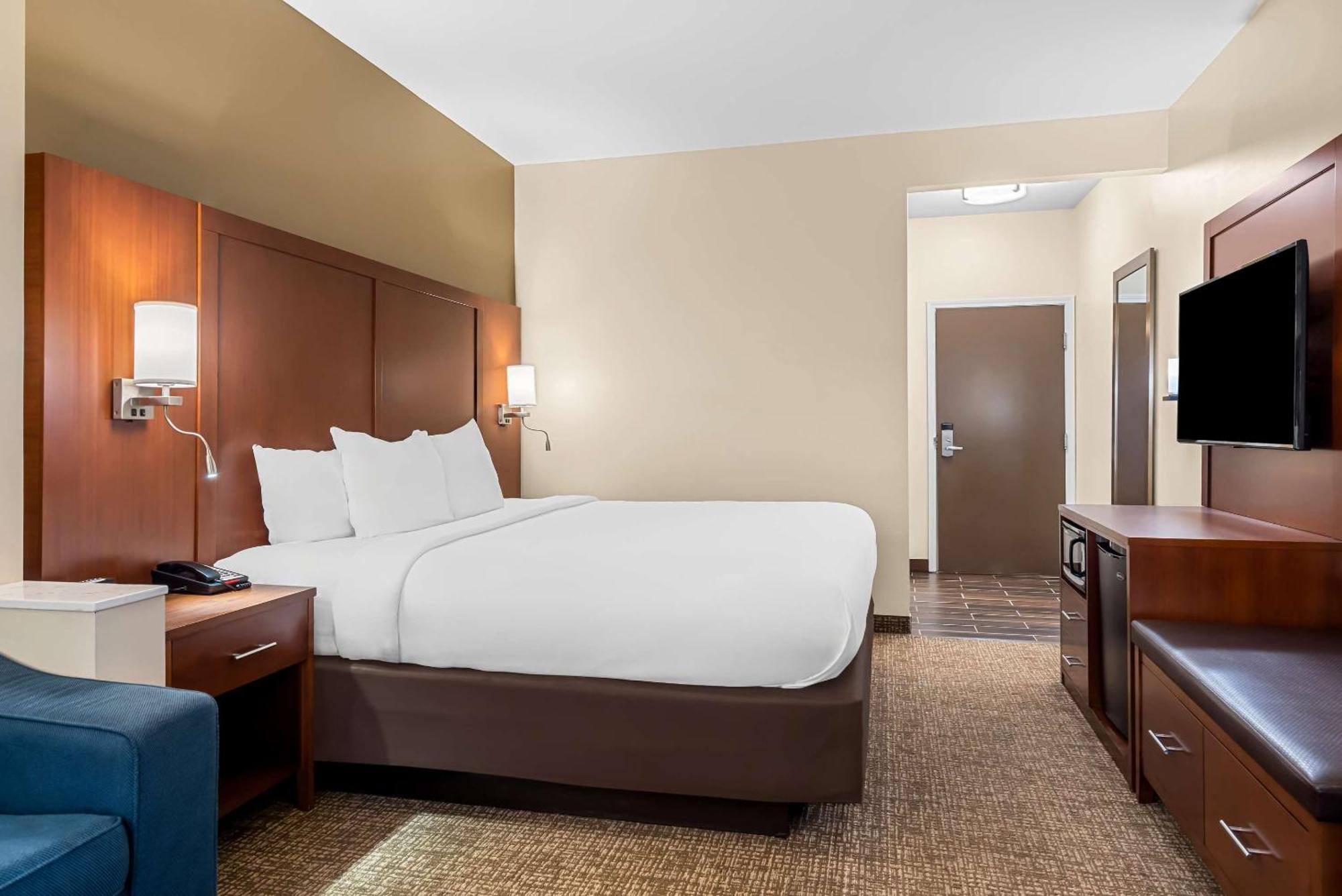 Comfort Suites Near Camp Lejeune Jacksonville Exterior photo
