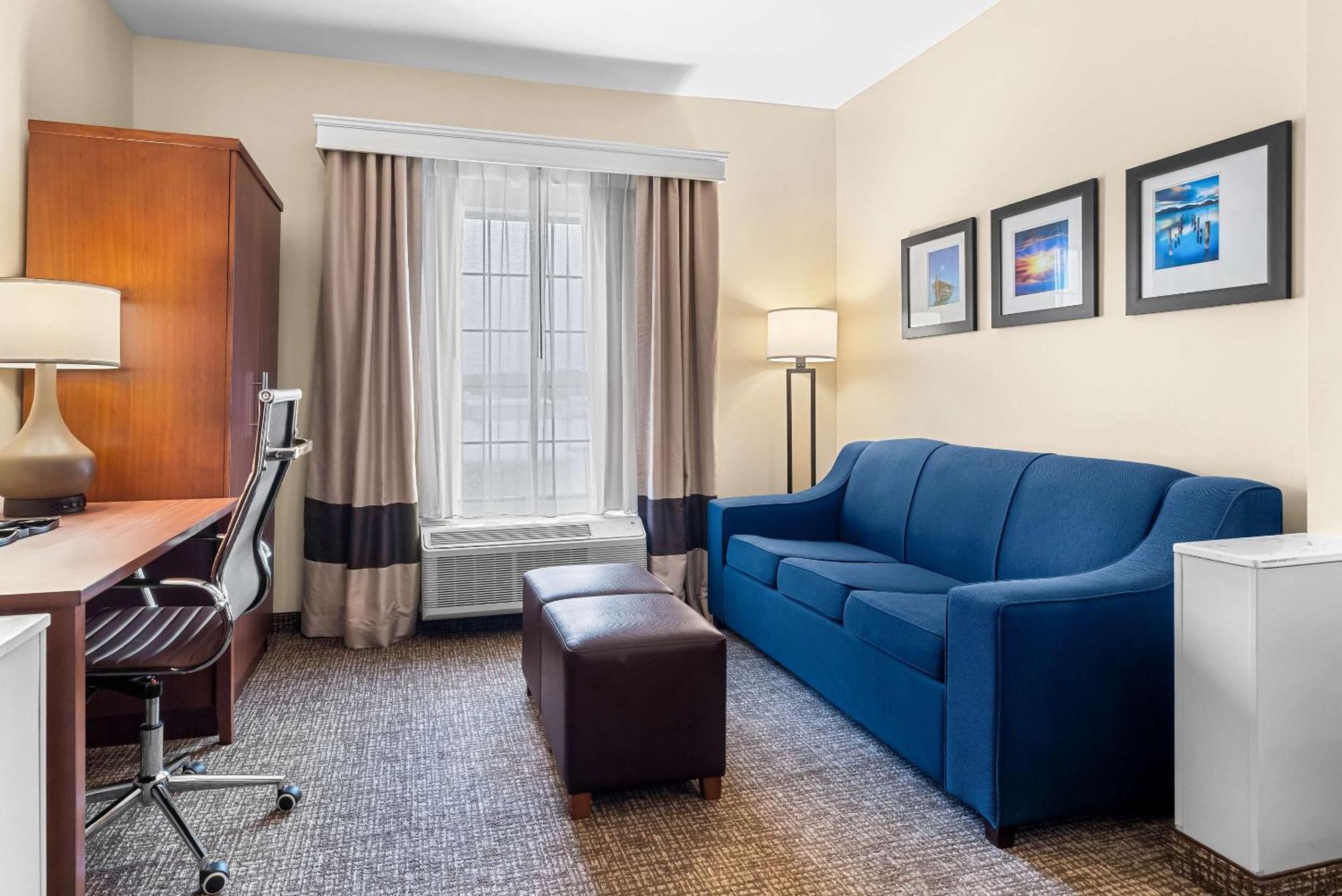 Comfort Suites Near Camp Lejeune Jacksonville Exterior photo